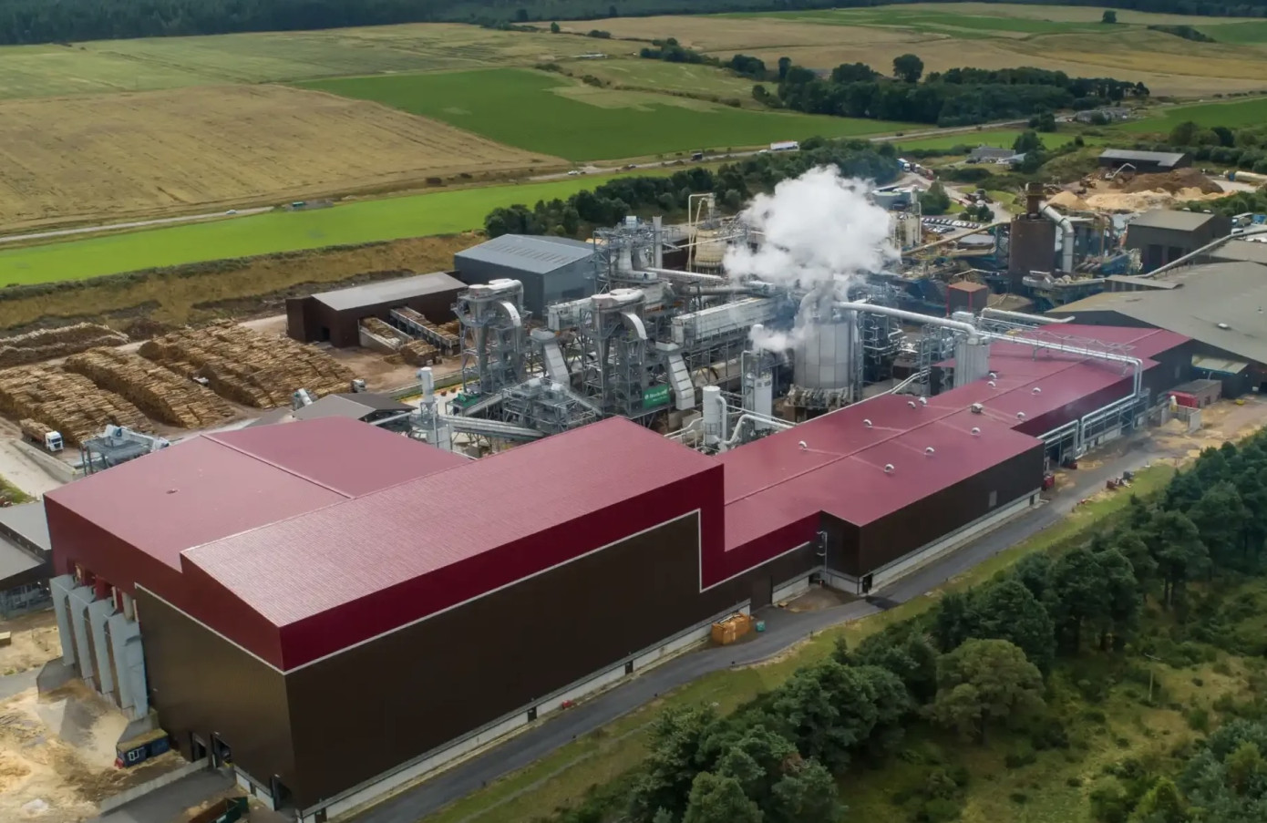 West Fraser posts $937 million loss for 2025