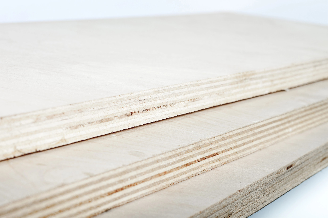 Exports of plywood from China slip 4% in May