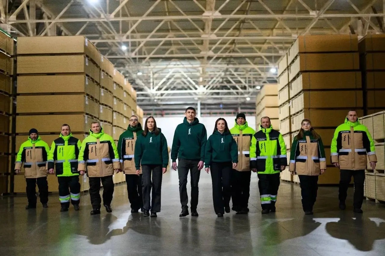 «Алтайлес» внедряет новый фирменный стиль