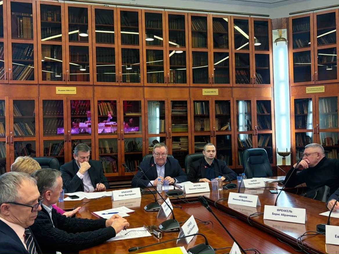 Роман Марков: необходимо снизить административную нагрузку на арендаторов