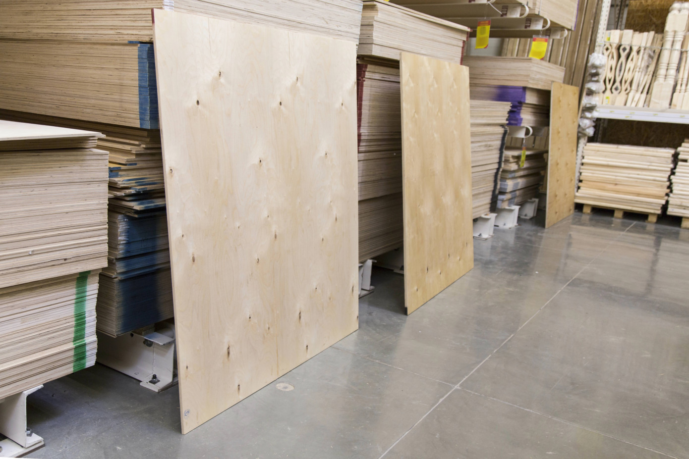 Imports of plywood to U.S. lose 27% in December