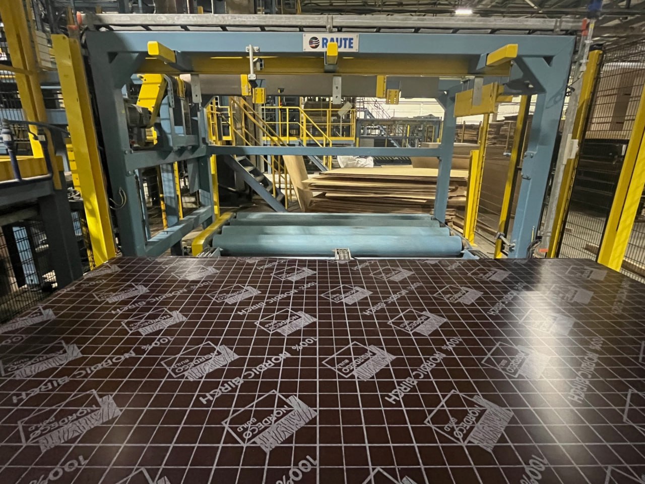 «Плитвуд» расширяет ассортимент строительной фанеры