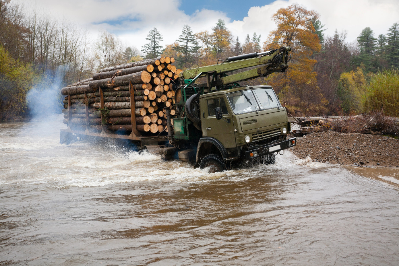 Norway sawlog production rises 10% in April
