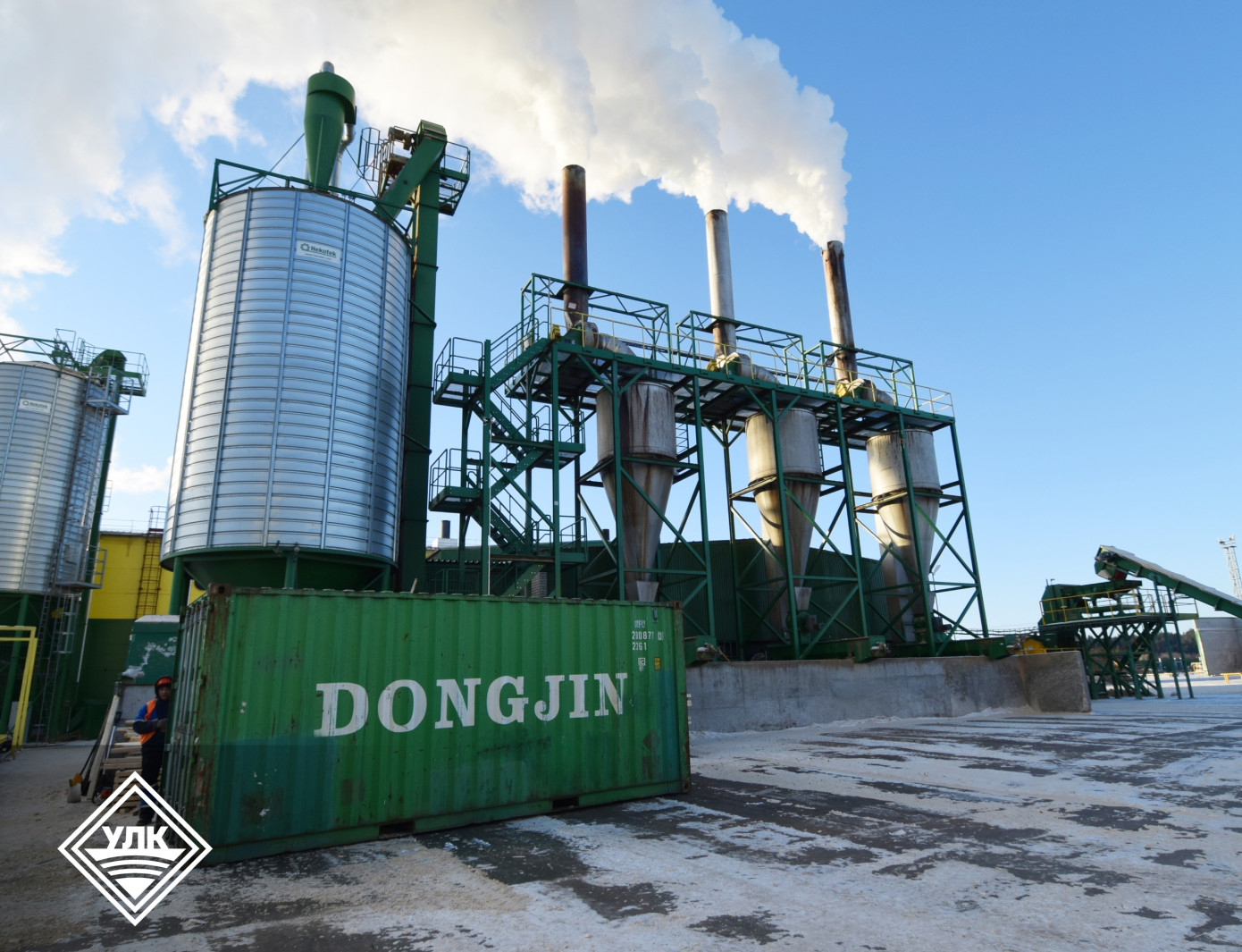 Пеллетный завод Вельского ЛПК увеличил скорость заполнения накопительных бункеров