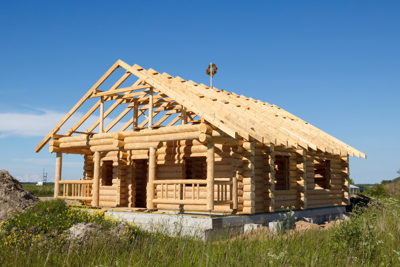 Russia completes 6% less housing in August