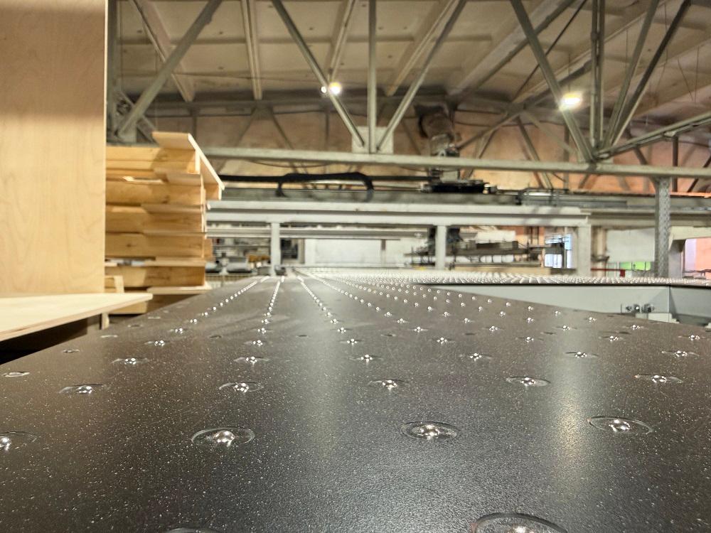 «Свеза» в Санкт-Петербурге усовершенствовала оборудование для раскроя фанеры