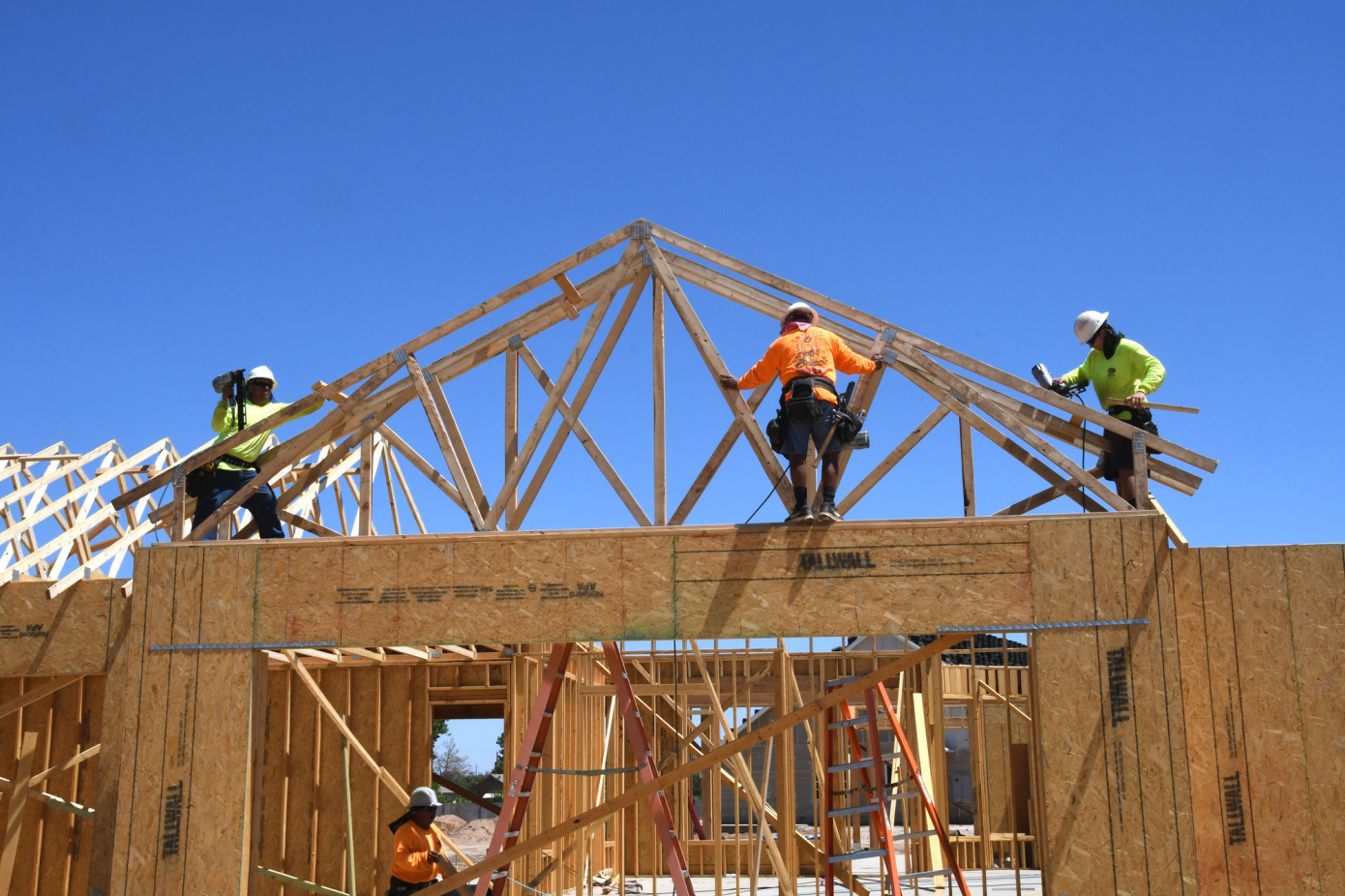 South Korea"s housing starts rise 10.5% in August