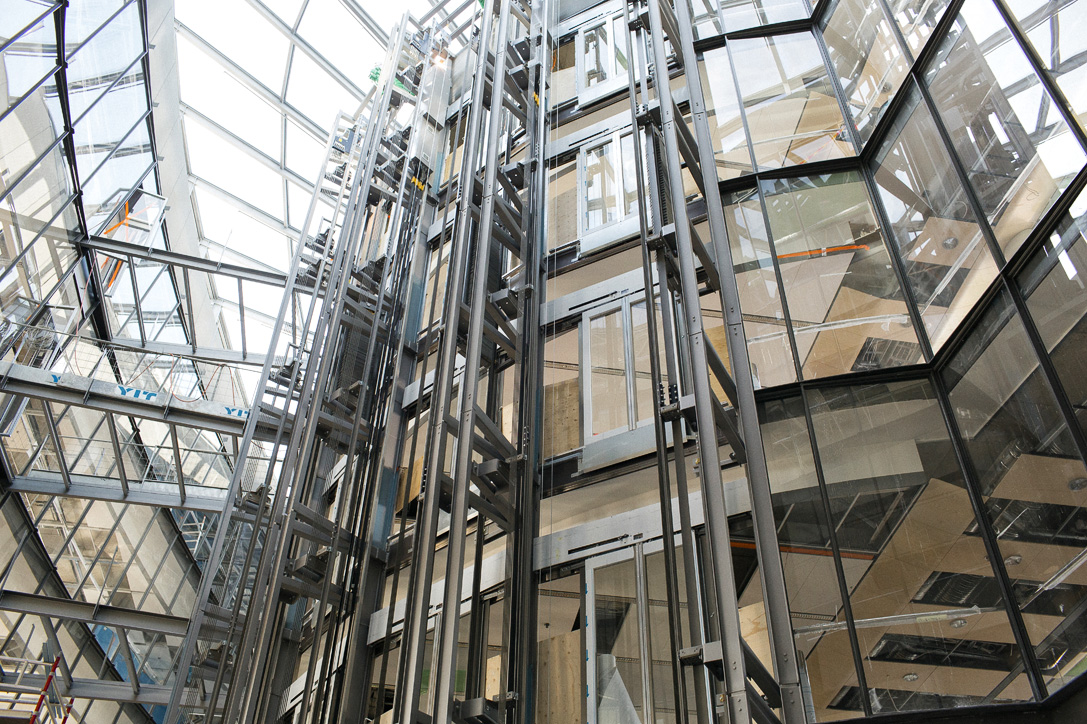 В первом квартале продажи UPM снизились на 5%