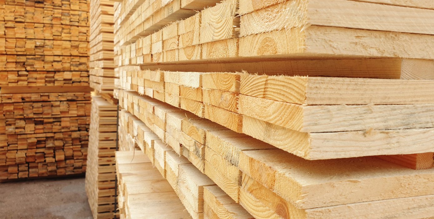Japanese sawmills raise production 19.3% in September