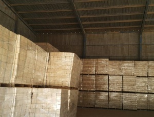 RUF Briket kayu 90 mm x 200 mm x