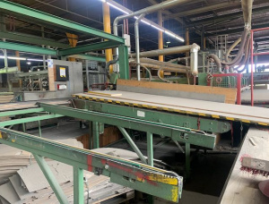 Gergaji frame vertikal