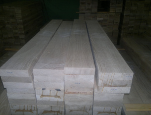 Клееный оконный брус Дуб 84 мм x 86 мм x 1000 мм