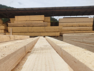 50 мм x 150 мм x 4000 мм  Доска обрезная Ель-Сосна-Пихта (SPF) R/S GR