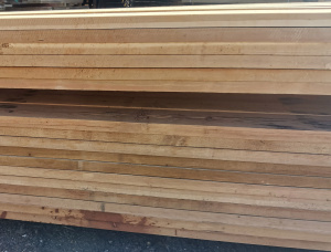 25 mm x 100 mm x 6000 mm KD R/S  Alerce siberiano Madera aserrada