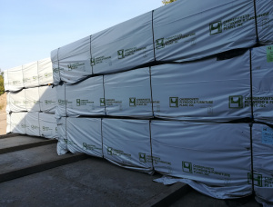 47 mm x 150 mm x 5700 mm Hitzebehandelt Eingefasstes Brett Gemeine Fichte R/S KD