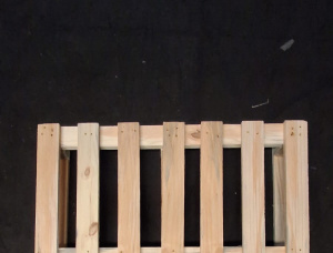 Pino radiata Pales de madera 22 mm x 800 mm x 144 mm