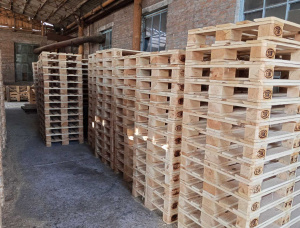 Holzpalette 1200 mm x 800 mm x 144 mm