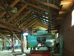 Gergaji frame horisontal