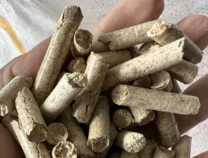 Rice husk pellets 4 mm x 10 mm