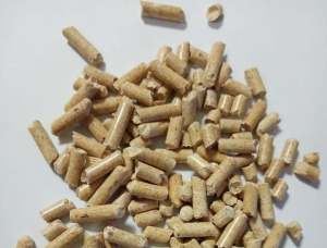 Wood pellets 6 mm x 14 mm