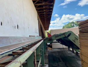 Gergaji frame vertikal