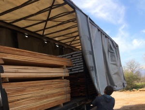 50 mm x 120 mm x     Haya Madera aserrada