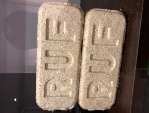 लकड़ी ब्रिकेट  x  x
