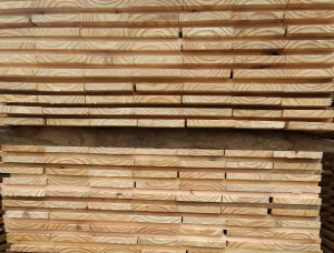 25 mm x 100 mm x 2000 mm 建築材松木
