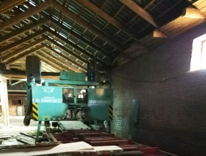 Gergaji frame horisontal
