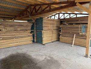 30 mm x 220 mm x 2400 mm Eingefasstes Brett Eiche