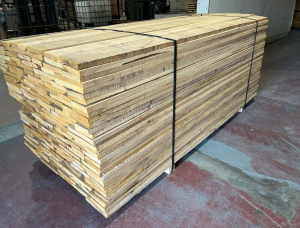 1 in. x 4 in. x 8 ft. 热处理建築材白橡木