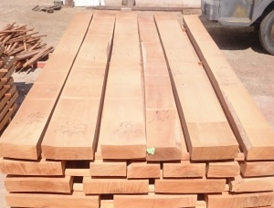 20 mm x 100 mm x 2800 mm 热处理建築材山毛榉