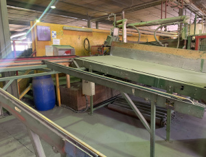 Gergaji frame vertikal