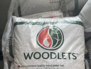 Wood pellets 6 mm x 8 mm