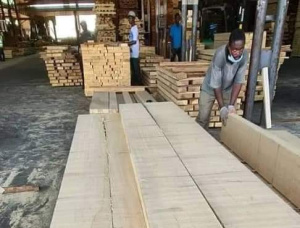 25 мм x 100 мм x 4000 мм Термообработанная Доска обрезная Обече (Абачи, Айоус, Самба, Вава) S4S KD