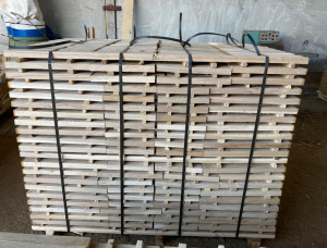 30 mm x 50 mm x 320 mm KD  Oak Parquet billets