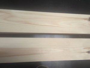 भट्ठी में सुखाया गया स्कॉट्स पाइन प्रोफाइलिंग 70 mm x 70 mm x 3000 mm