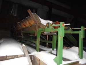 Gergaji frame horisontal