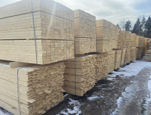 44 mm x 100 mm x 4000 mm  建築材 歐洲雲杉 R/S KD