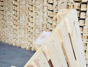 Spruce-Pine (S-P) EPAL Euro pallet 800 mm x 1200 mm x 144 mm