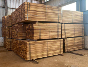 50 mm x 150 mm x 6000 mm 建築材绿柄桑木