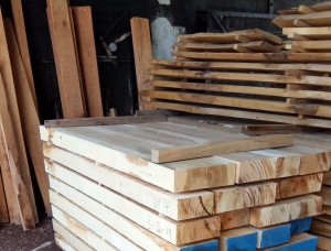50 mm x 100 mm x 2500 mm Poplar Lumber
