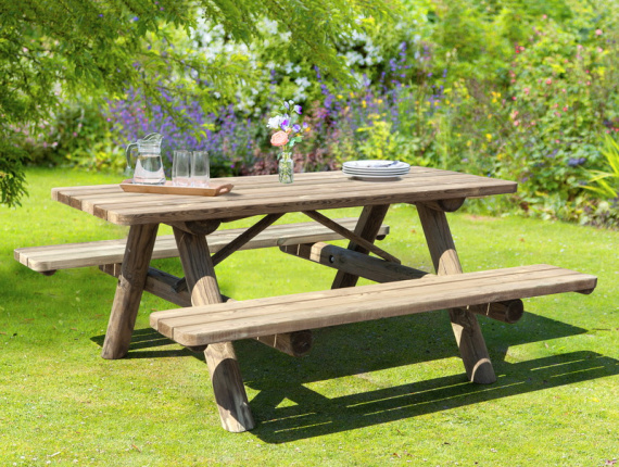 Table de jardin