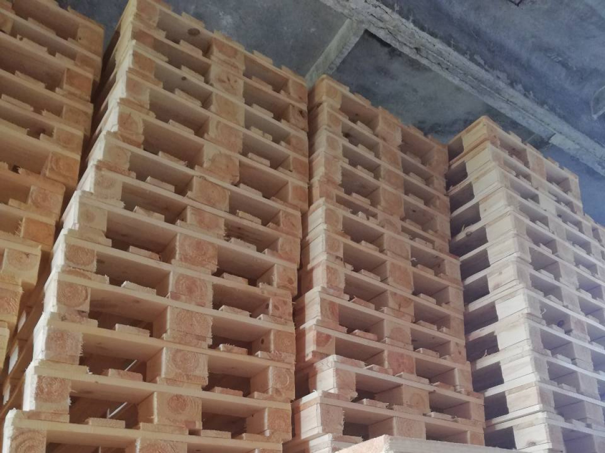 Holzpalette 1200 mm x 800 mm x 144 mm