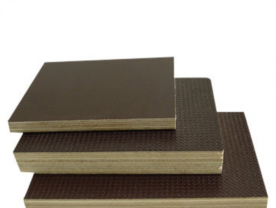 Contreplaque filme 2440 mm x  x 18 mm