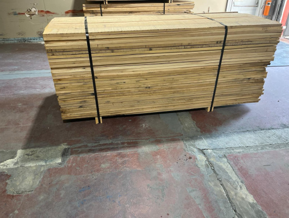 1 in. x 4 in. x 8 ft. 热处理建築材白橡木