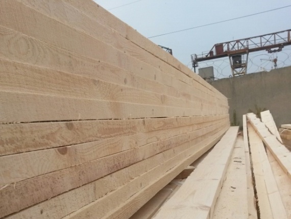 50 mm x 150 mm x     صنوبر سيبيري خشب منشور