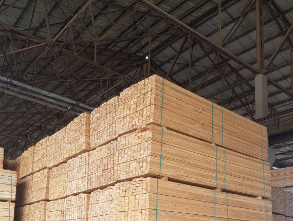 46 mm x 96 mm x 4000 mm 热处理建築材松木