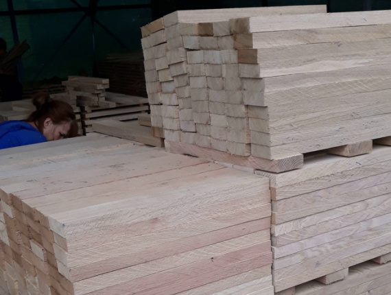 30 mm x 110 mm x 3000 mm 建築材橡木