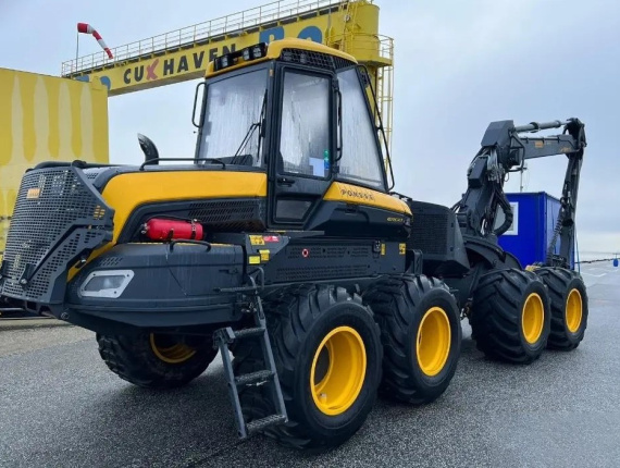 Wheeled hasat